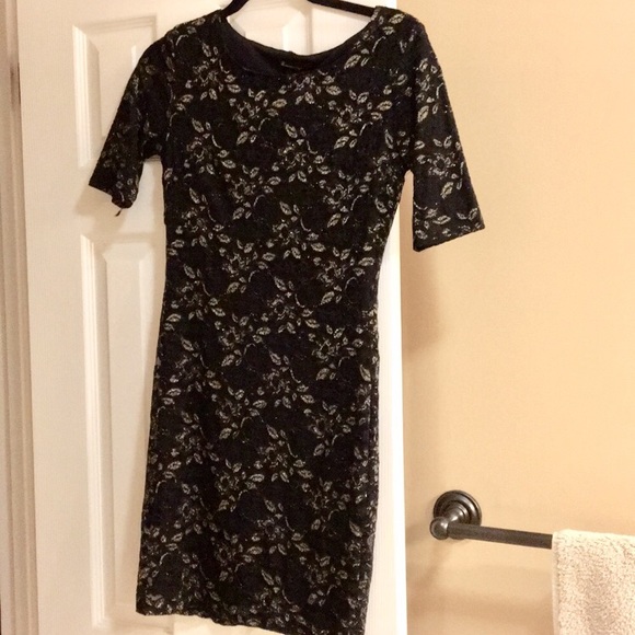 Forever 21 body con gold embroidered black dress - Picture 5 of 10